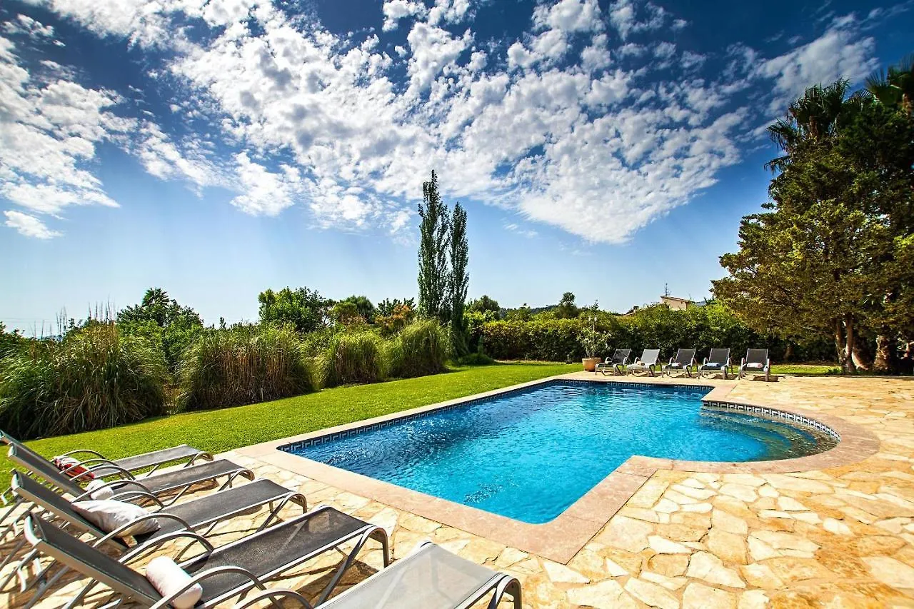 Villa Rico Pollença 0*,